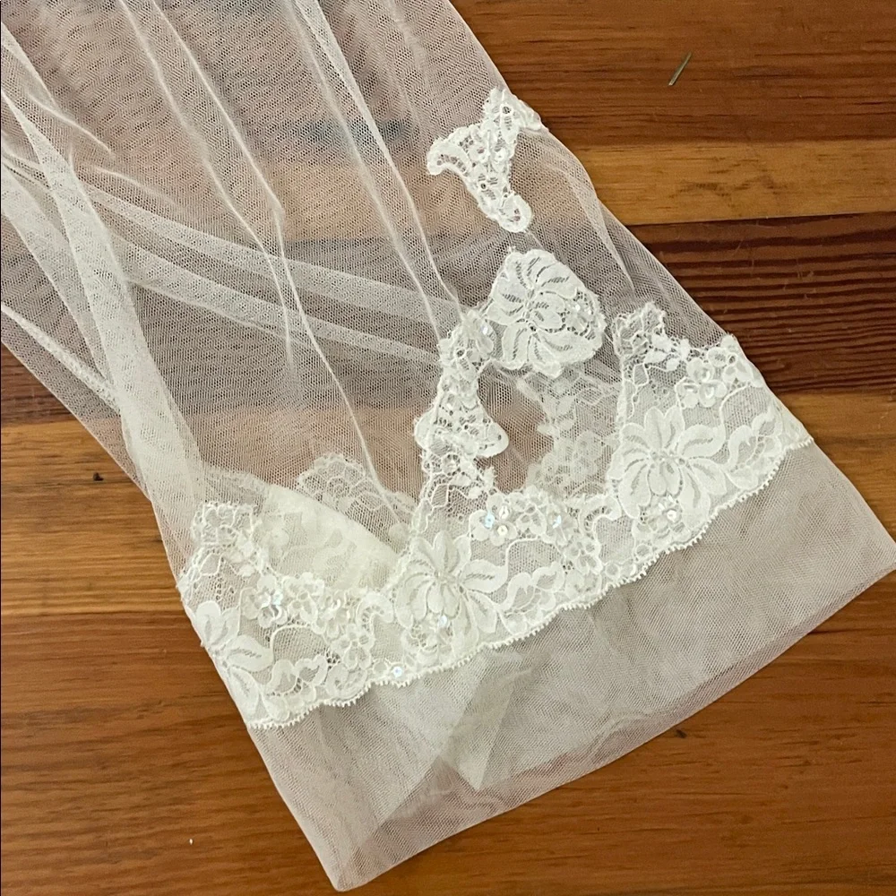 Victoria's Secret Satin Gown Robe Set Womens M/L Bride Lace Elegant - Picture 15 of 16